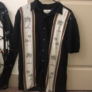 Men’s Hawaiian Button Down Shirt
